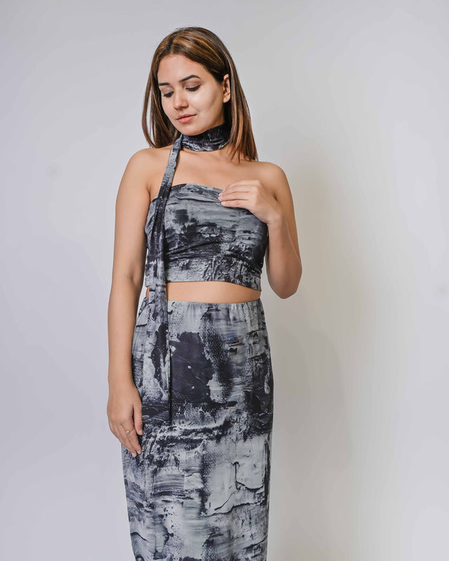 PATTERNED NET TUBE TOP WITH LONG SKIRT