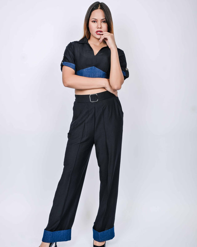 STYLISH CORSET TOP WITH STRAIGHT PANTS