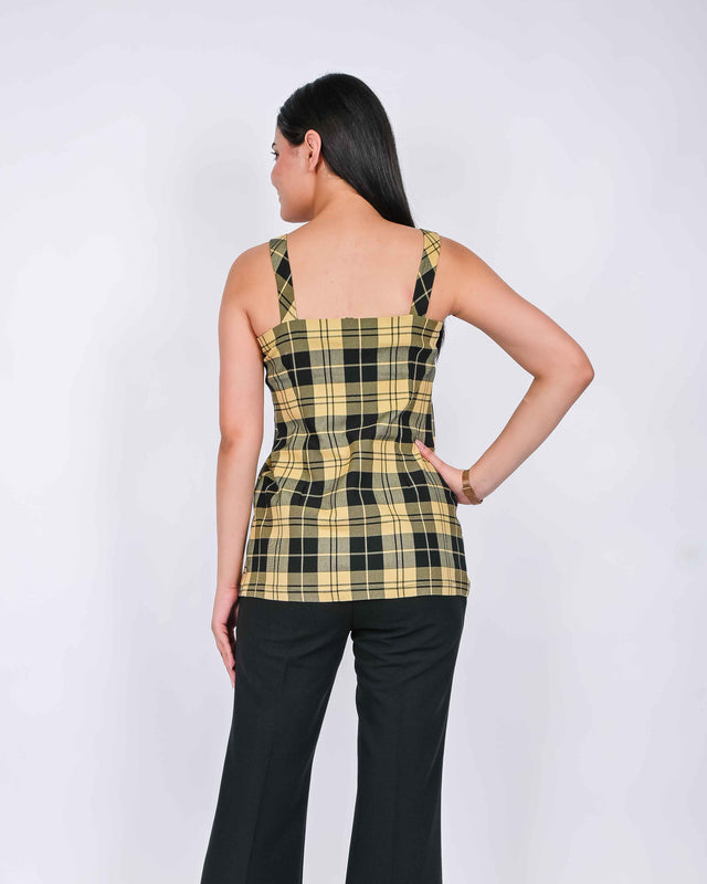 CHECKED FRONT ZIPPER TOP WITH BLACK TROUSERS