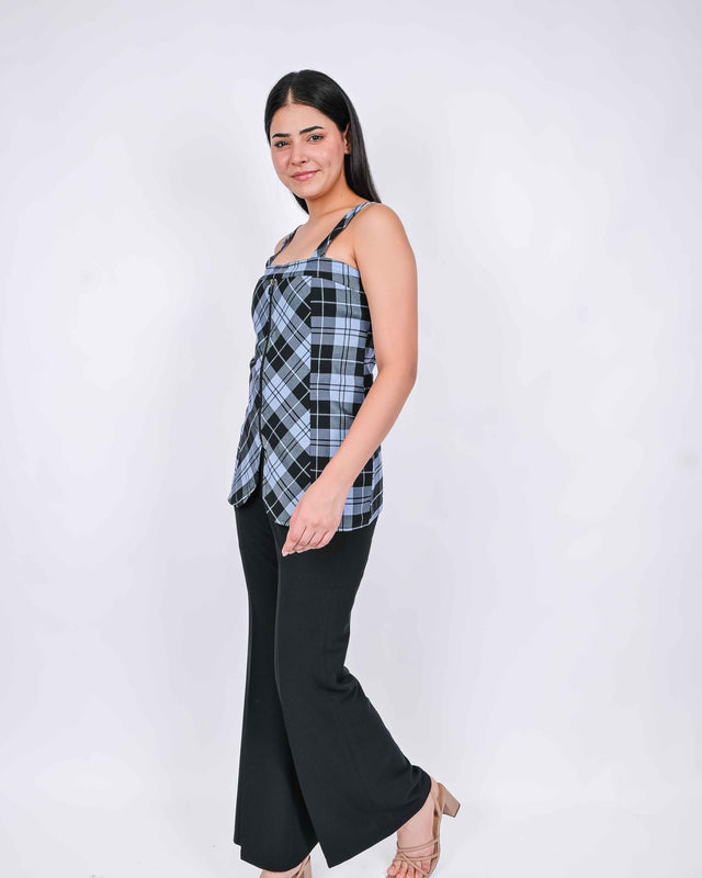 CHECKED FRONT ZIPPER TOP WITH BLACK TROUSERS