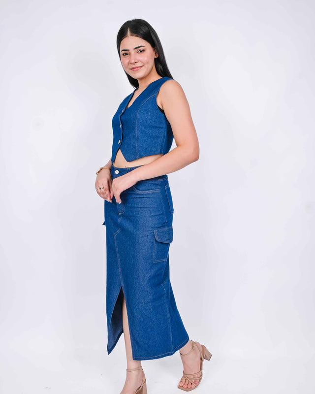 FRONT SLIT LONG DENIM SKIRT WITH WAIST COAT TOP