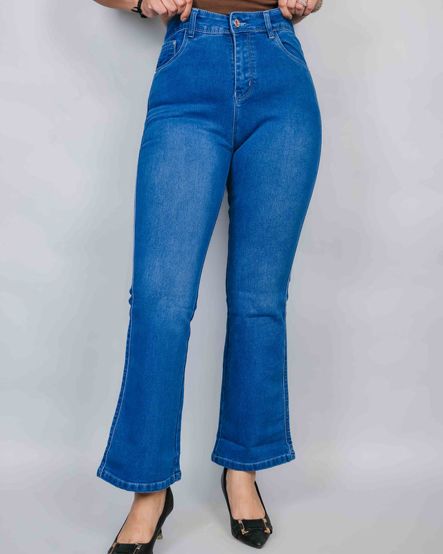 BASIC BOOTCUT MID BLUE DENIMS