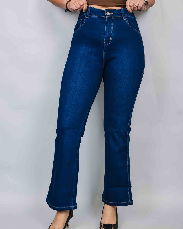 BASIC BOOTCUT BLUE DENIMS