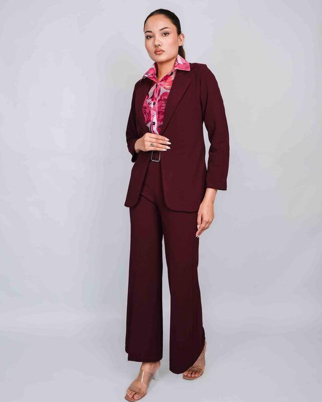 FLARED TROUSERS WITH BUCKLE AND PRINTED ORGANZA SHIRT WITH BLAZER