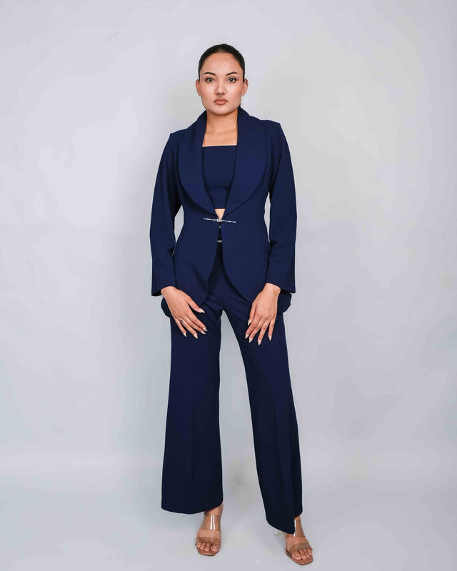 FORMAL 3-PIECE SET: TROUSER CROP TOP AND STYLISH BLAZER