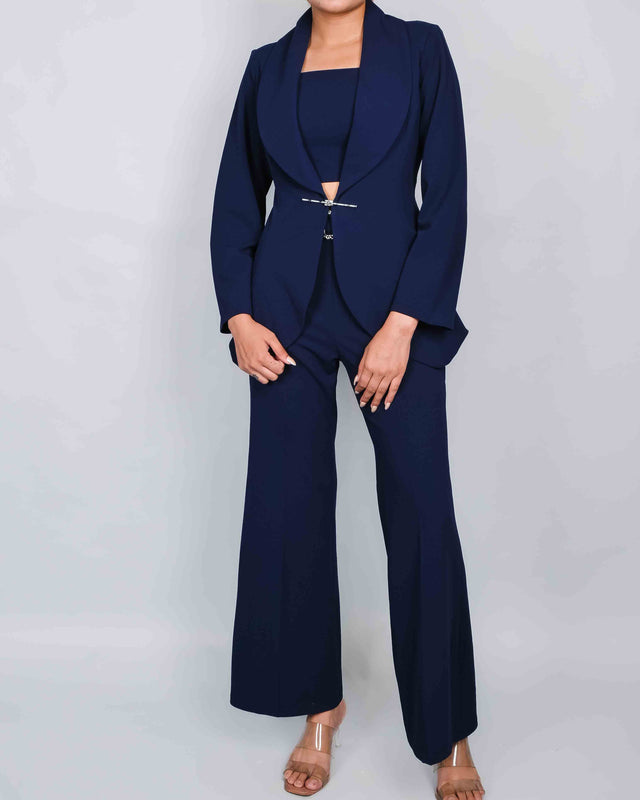 FORMAL 3-PIECE SET: TROUSER CROP TOP AND STYLISH BLAZER